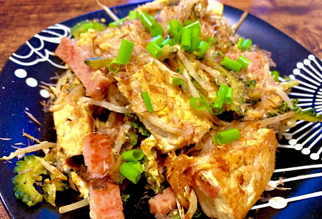 島豆腐を使った豆腐チャンプルー